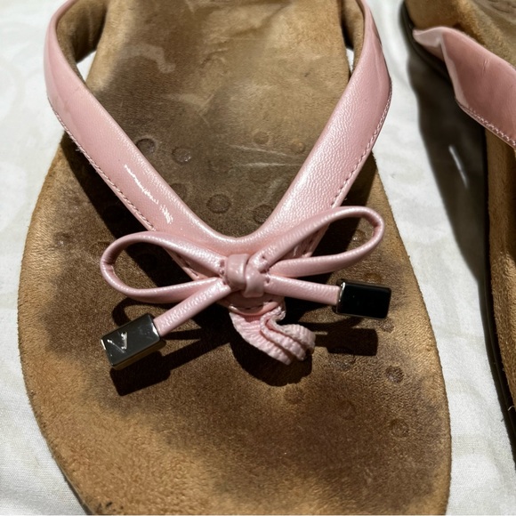 VIONIC WOMEN’S REST BELLALL TOEPOST SANDAL PINK - Picture 6 of 12